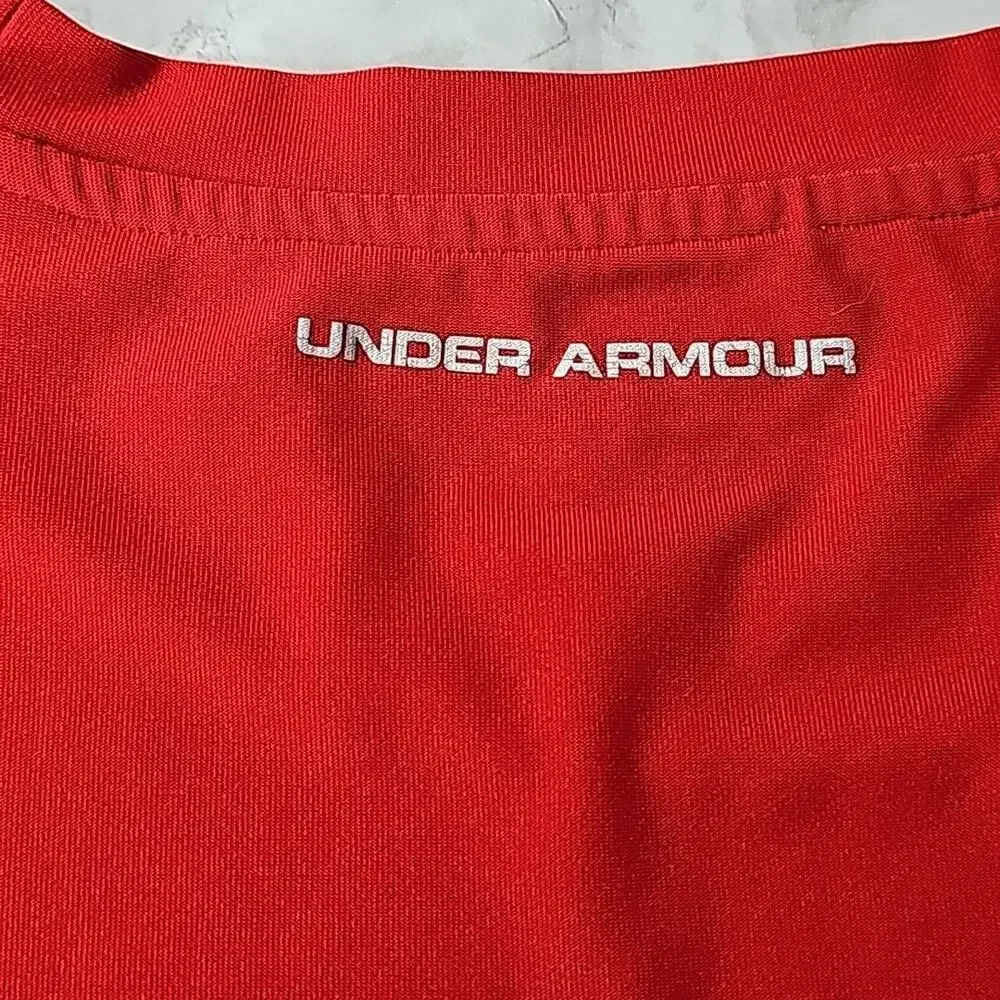 Under Armour Heatgear Mens Sz XL Red Short Sleeve Layering Workout Tee Shirt